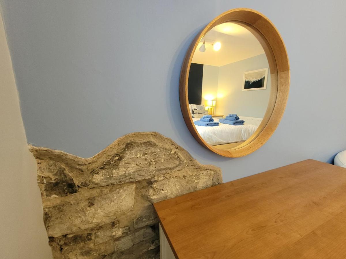 Llys Bach Apartment At Llys Aeron 애버라에론 외부 사진