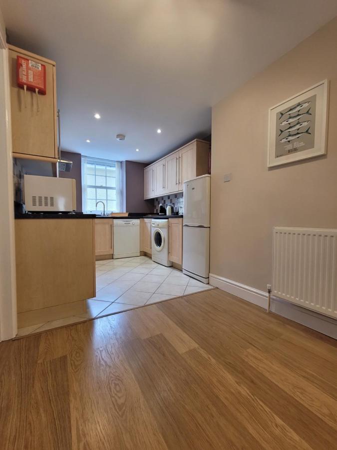 Llys Bach Apartment At Llys Aeron 애버라에론 외부 사진